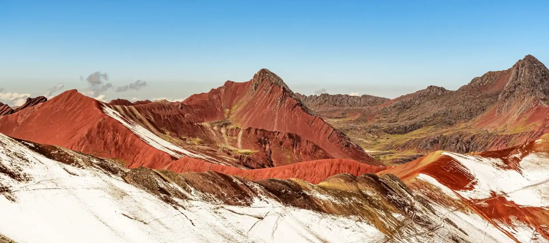 Rainbow Mountain and Ausangate Trek: How to Combine Them in 2026